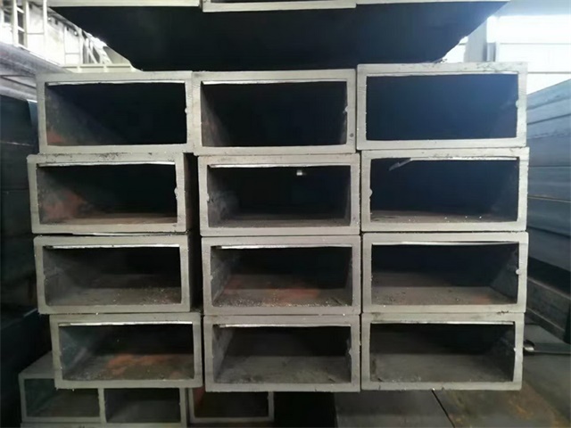 阆中Q355B无缝矩形方管
